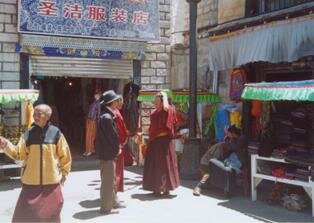 shops in Lhasa parkhor street