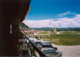 Chode photoed from the 2nd floor of the guesthosue at Seashuel monastery